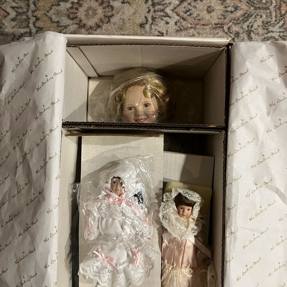 Shirley Temple bright eyes new in box never removed - Picture 5 of 12